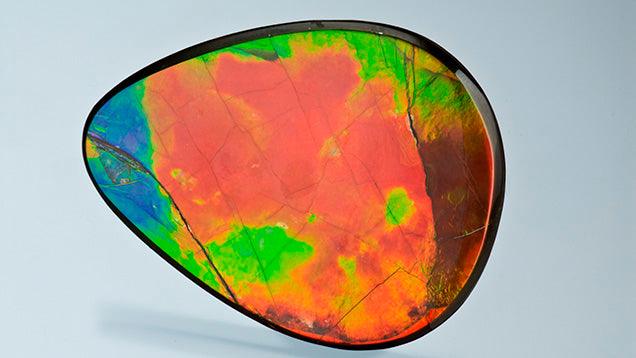 Understanding Iridescence In Gemstones