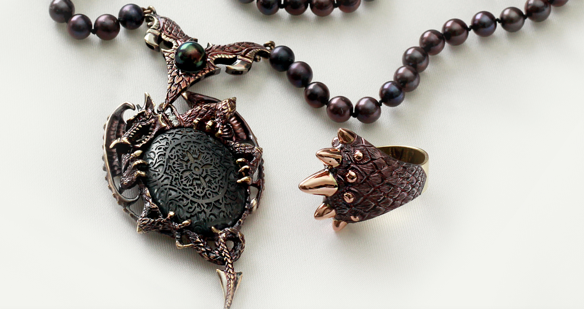 The art of ornamental 2025 jewelry engraving