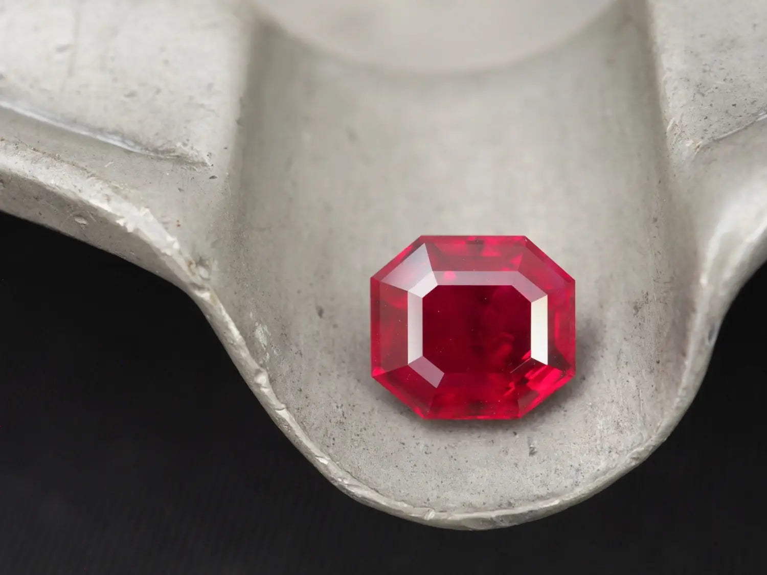 Burmese Rubies: What Makes Them the Supreme Red Stone?-Jogani