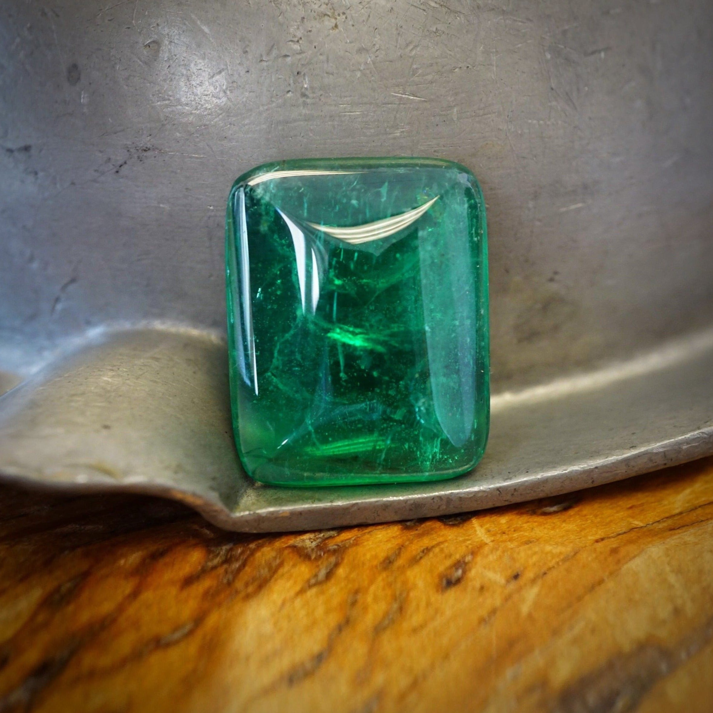 Sugarloaf African Emerald, 33.95 ct