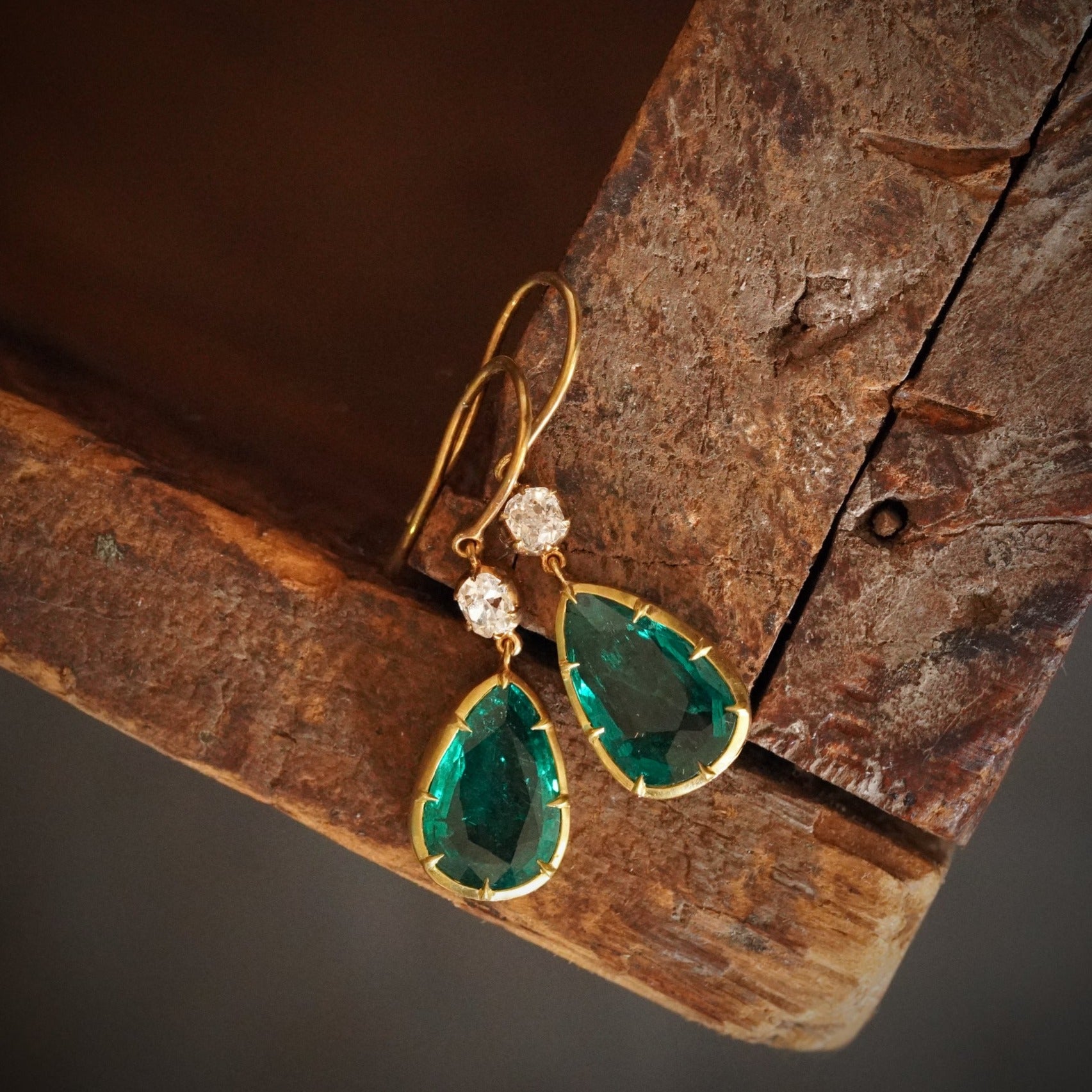 Anup Jogani Colombian Emerald and Diamond Drop Earrings in 18K Gold 2