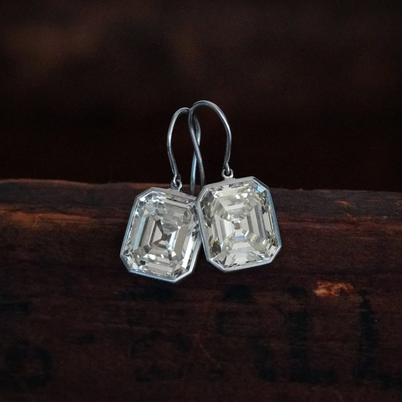 Anup Jogani Twin Step Cut Diamond Earrings: Platinum Brilliance 