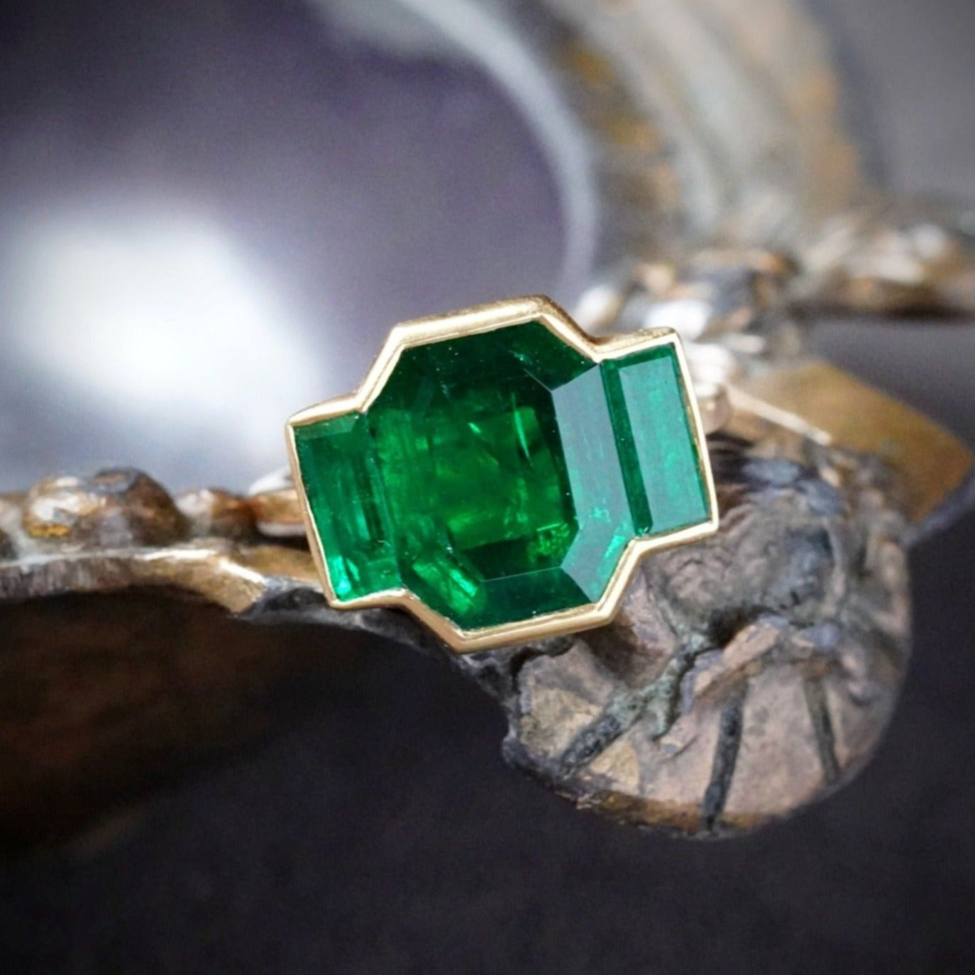 Step Cut Sandawana Emerald Ring, 3.76 ct