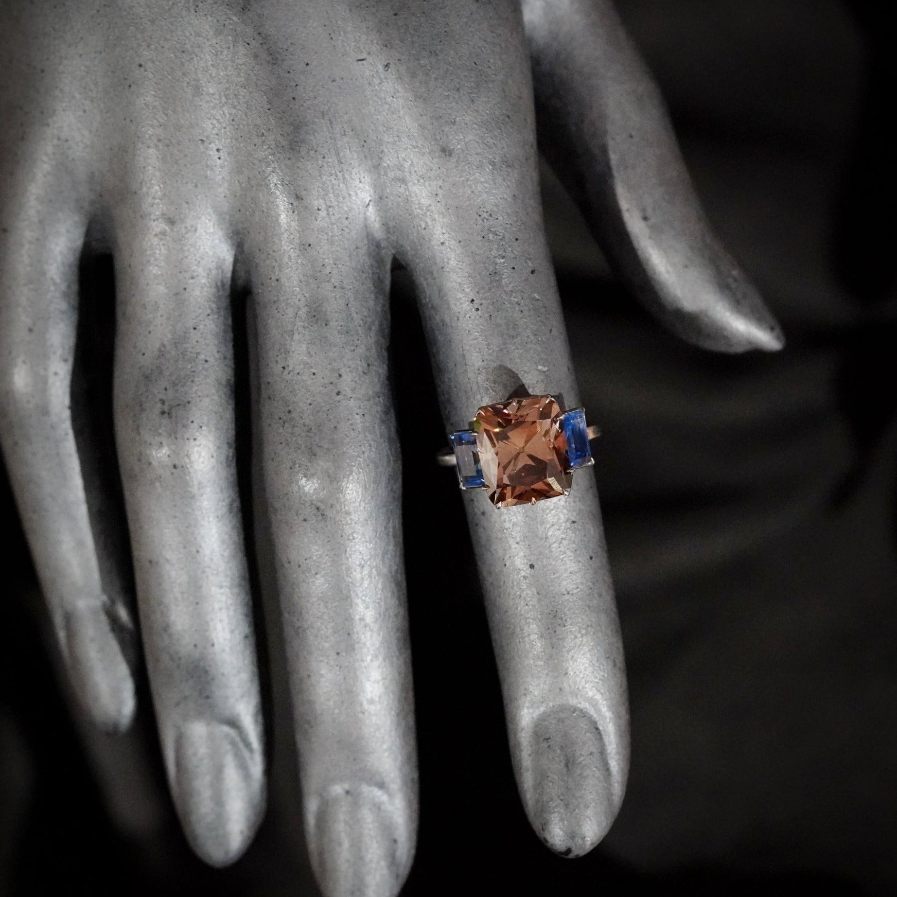 Peruzzi Cut Diamond & Kashmir Sapphire Ring, 8.66 ct