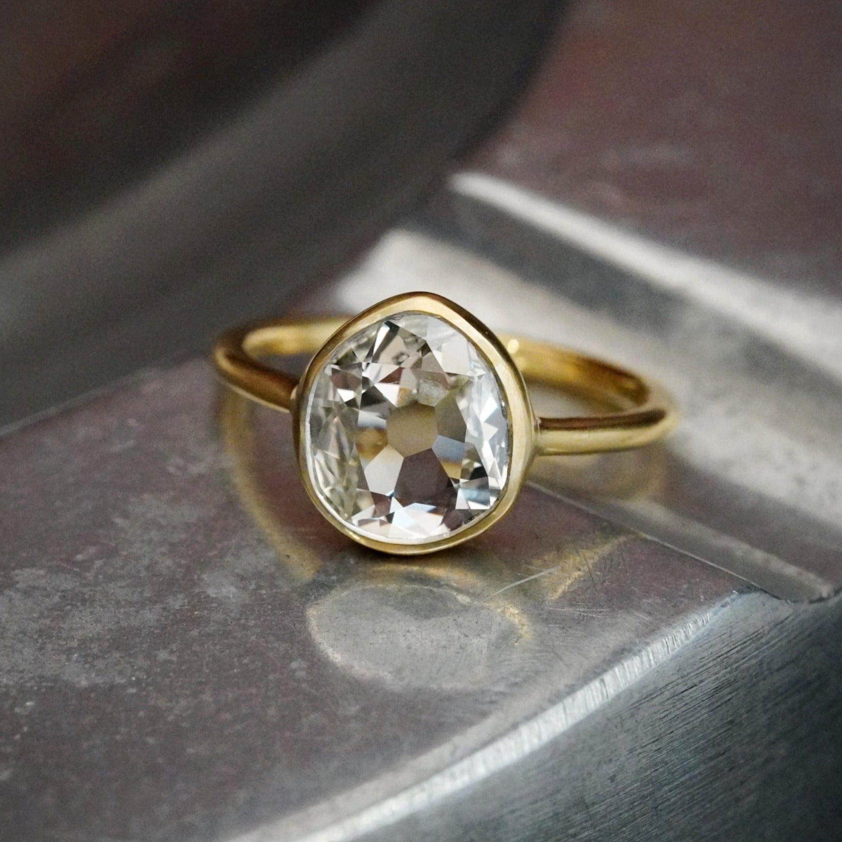 Old Mine Diamond Ring, 2.01 ct