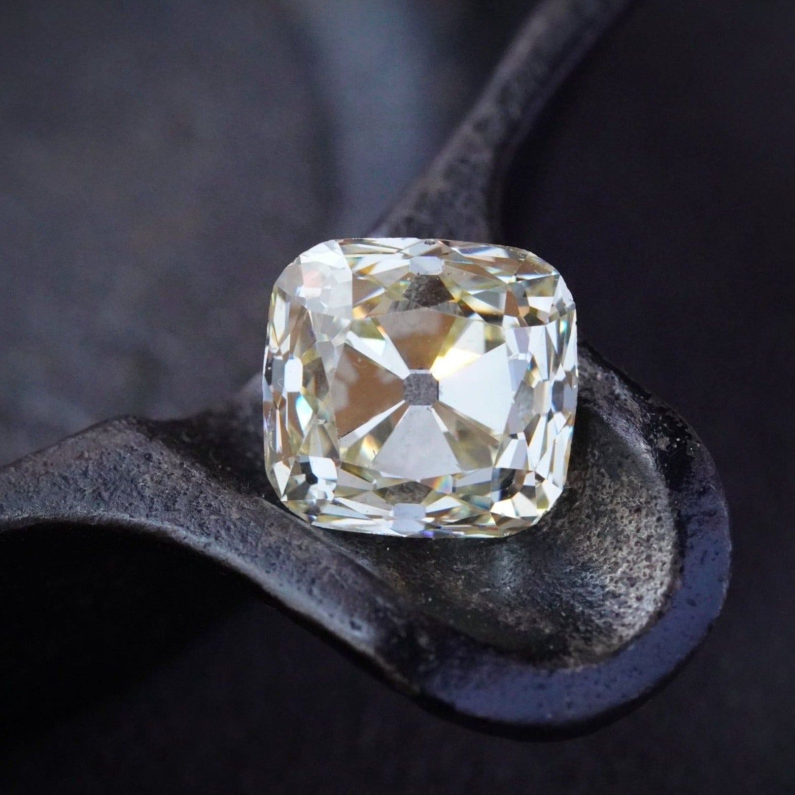 Old Mine Cut Diamond, 10.57 ct