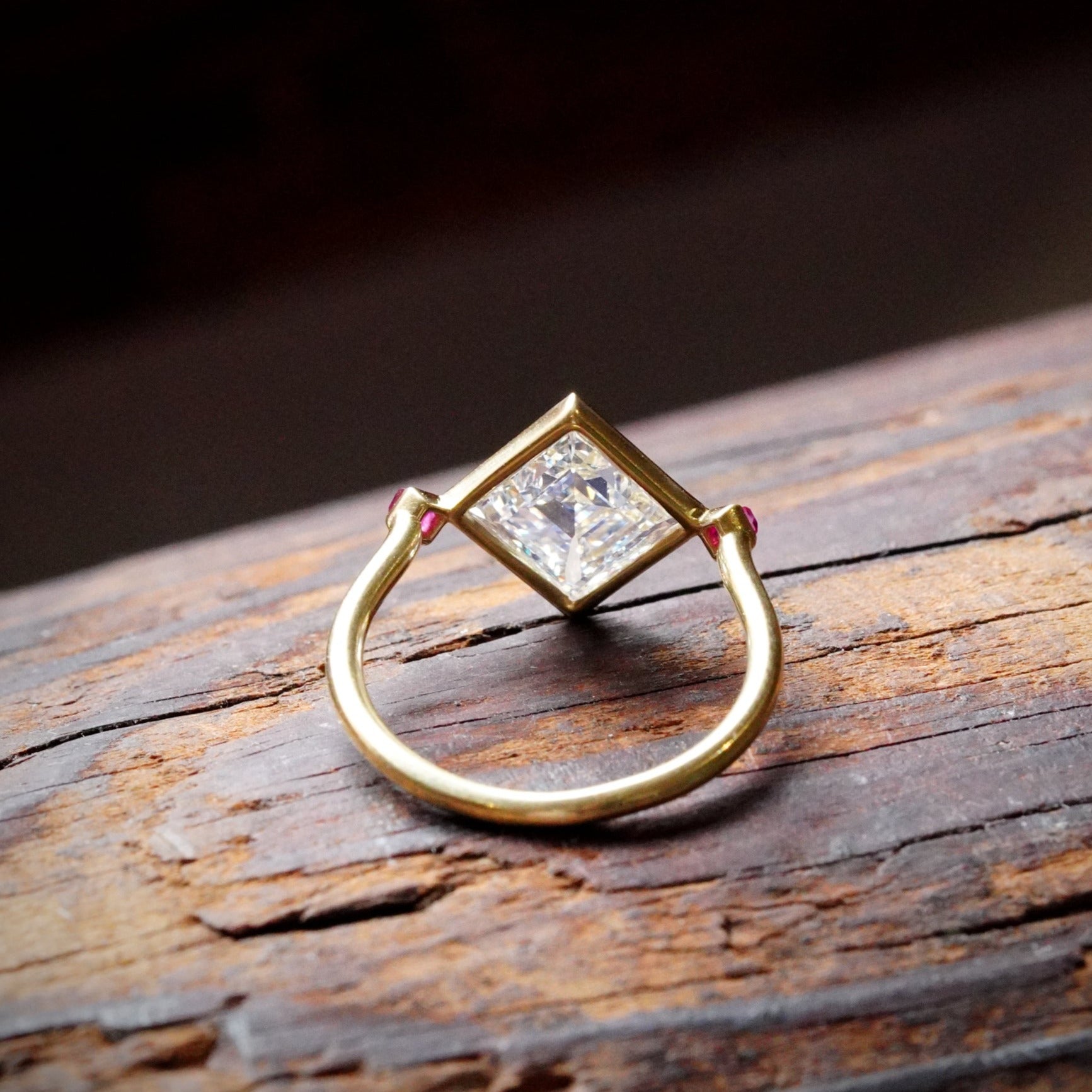 Jogani Art Deco-Inspired 3.03ct Lozenge Diamond Ring with Rubies in 18K Gold 2