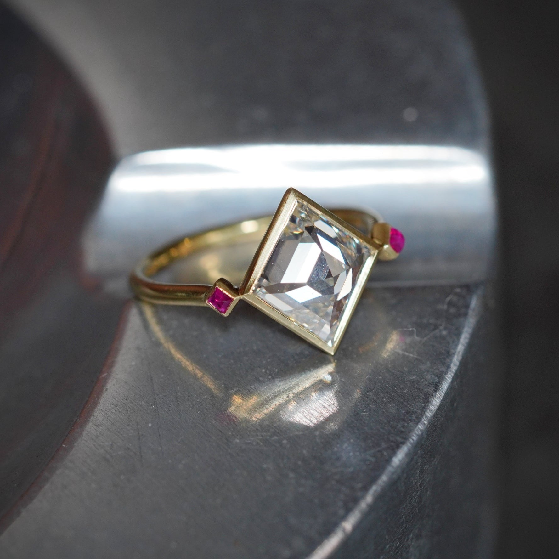 Jogani Art Deco-Inspired 3.03ct Lozenge Diamond Ring with Rubies in 18K Gold 7