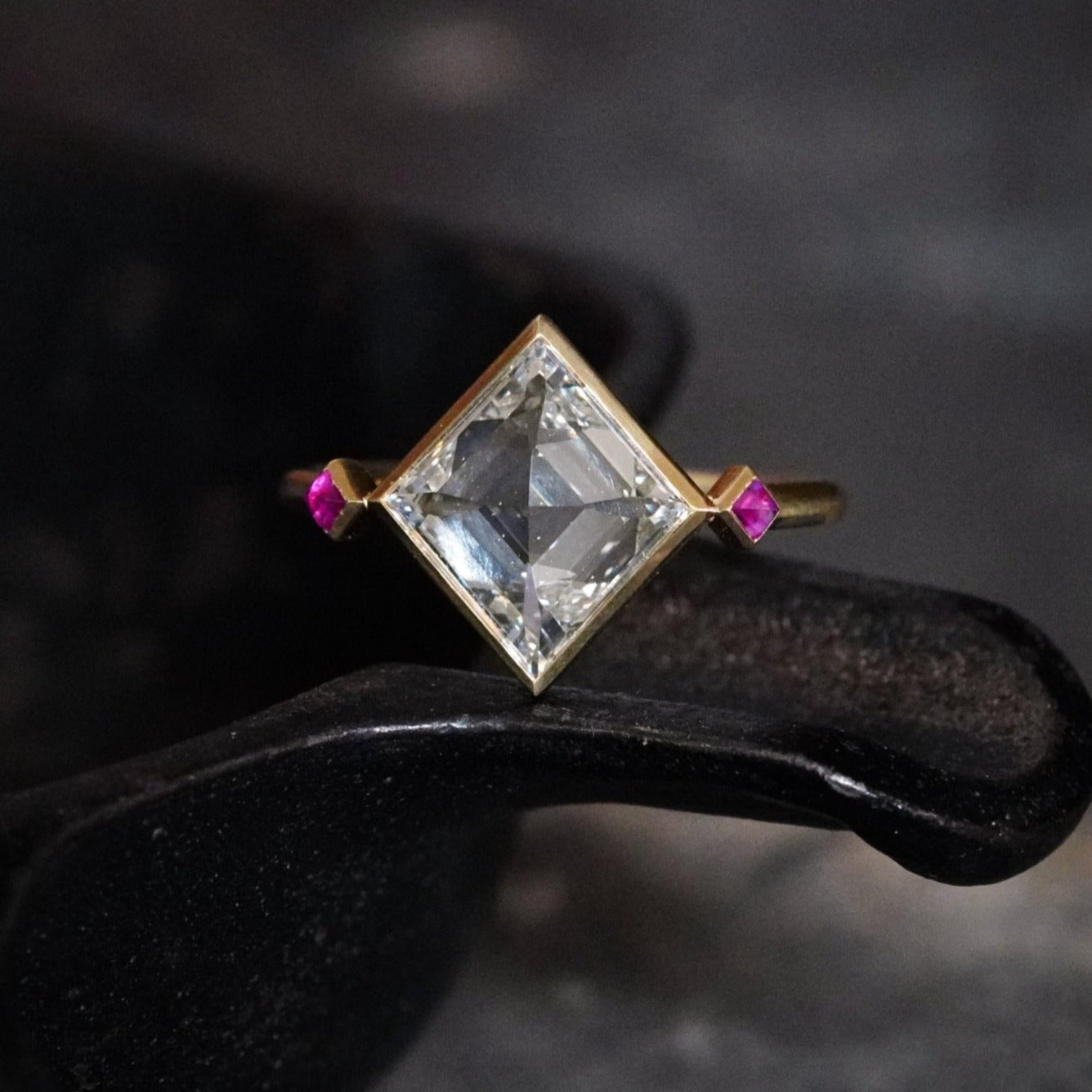 Jogani Art Deco-Inspired 3.03ct Lozenge Diamond Ring with Rubies in 18K Gold 8