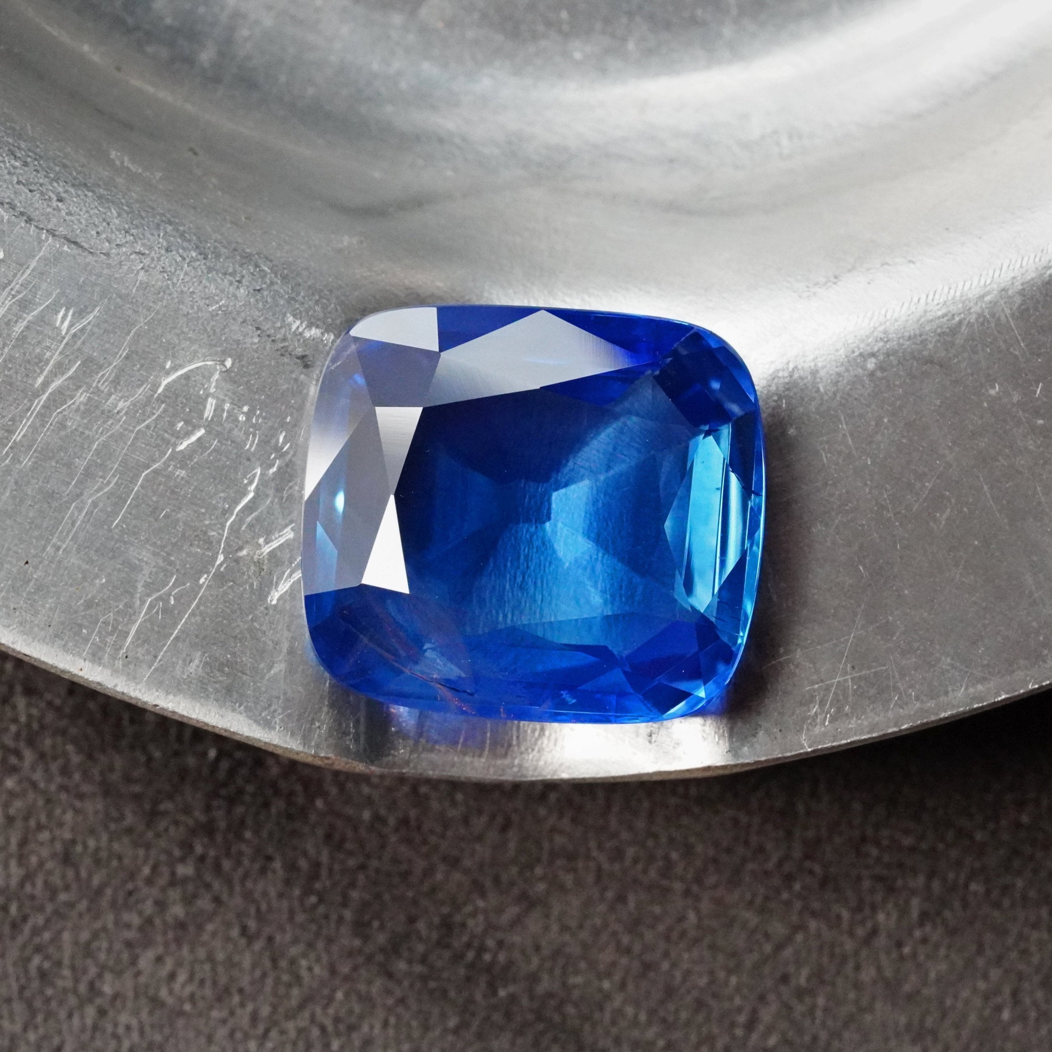 Antique Flat Cushion Cut Burma Sapphire, 19.95 ct - Jogani