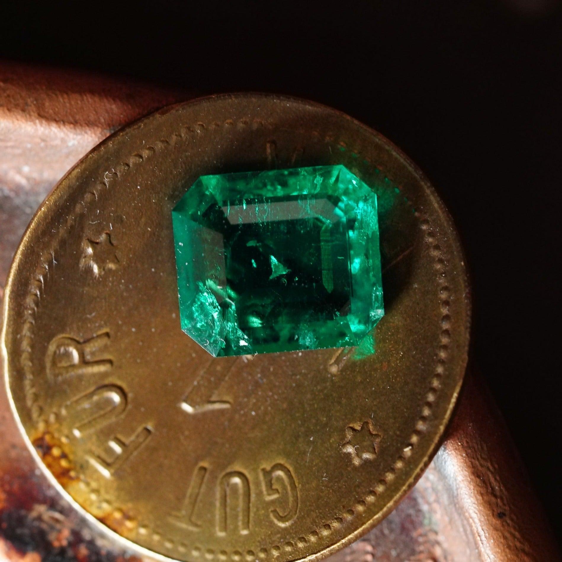 Jogani Emerald - Colombian Emerald with Nature's Artistry
