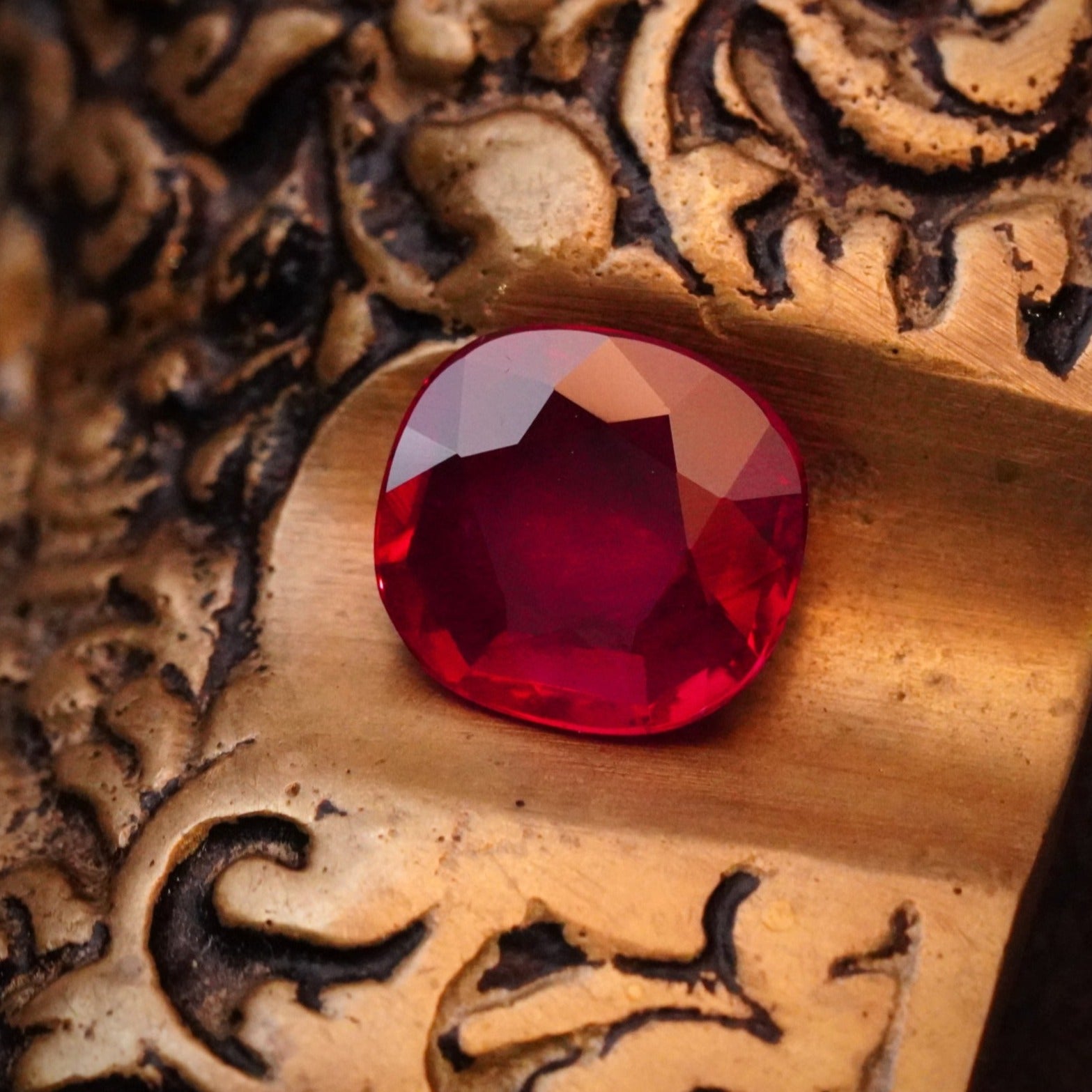 Front View of Antique Cushion Cut Burma Ruby, showcases the 3.21 ct unheated Burmese ruby by Jogani.