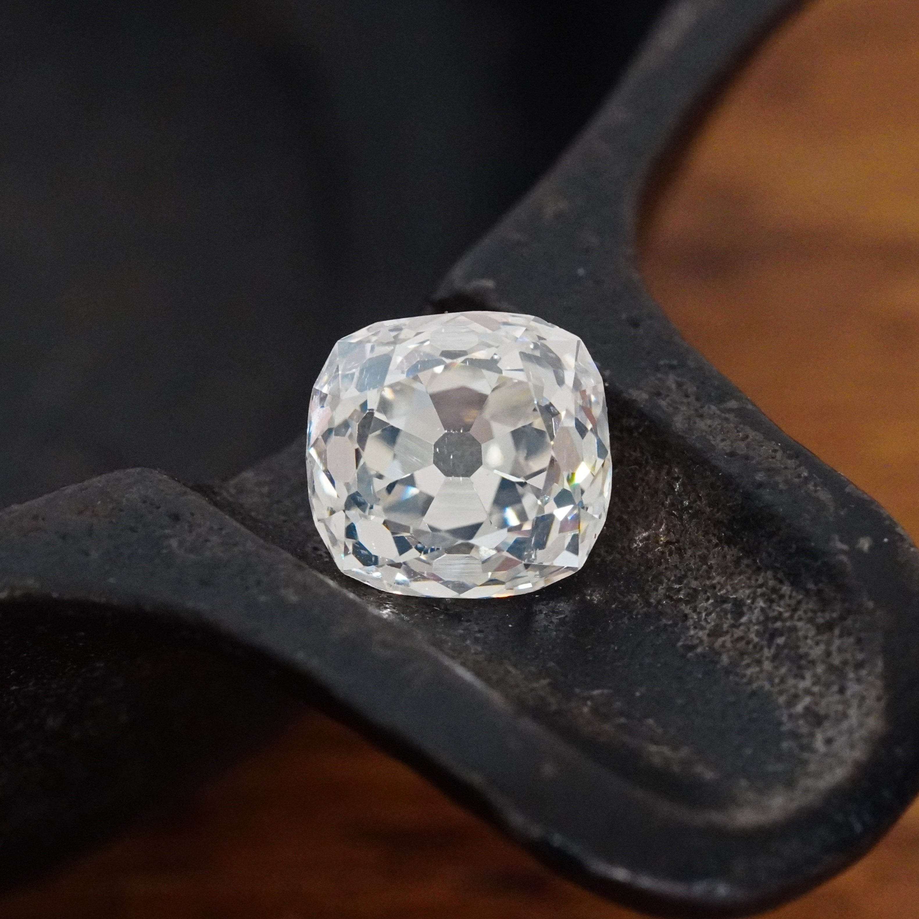 An exquisite 4.02 ct Old Mine Cut diamond with a cushion-like shape, L color, and VS2 clarity. Timeless elegance in a vintage cut. GIA-certified, from Jogani.