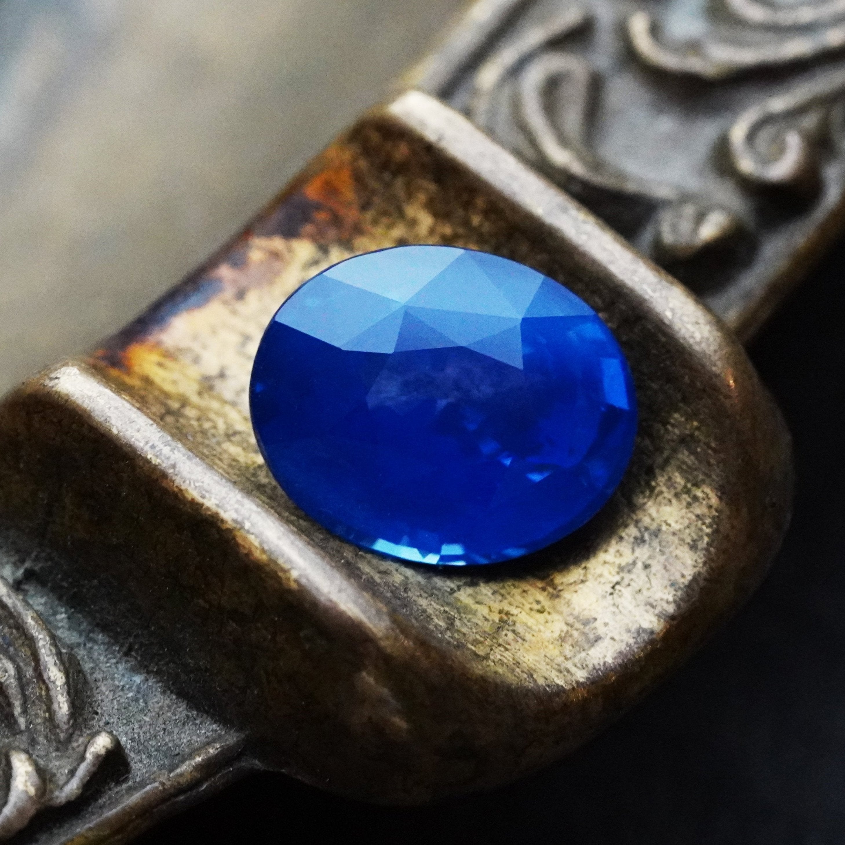 Jogani's rare and collectible 6.57 ct oval Madagascar sapphire with a rich blue hue and no heat treatment. A prized gem for jewelry designers and investors.