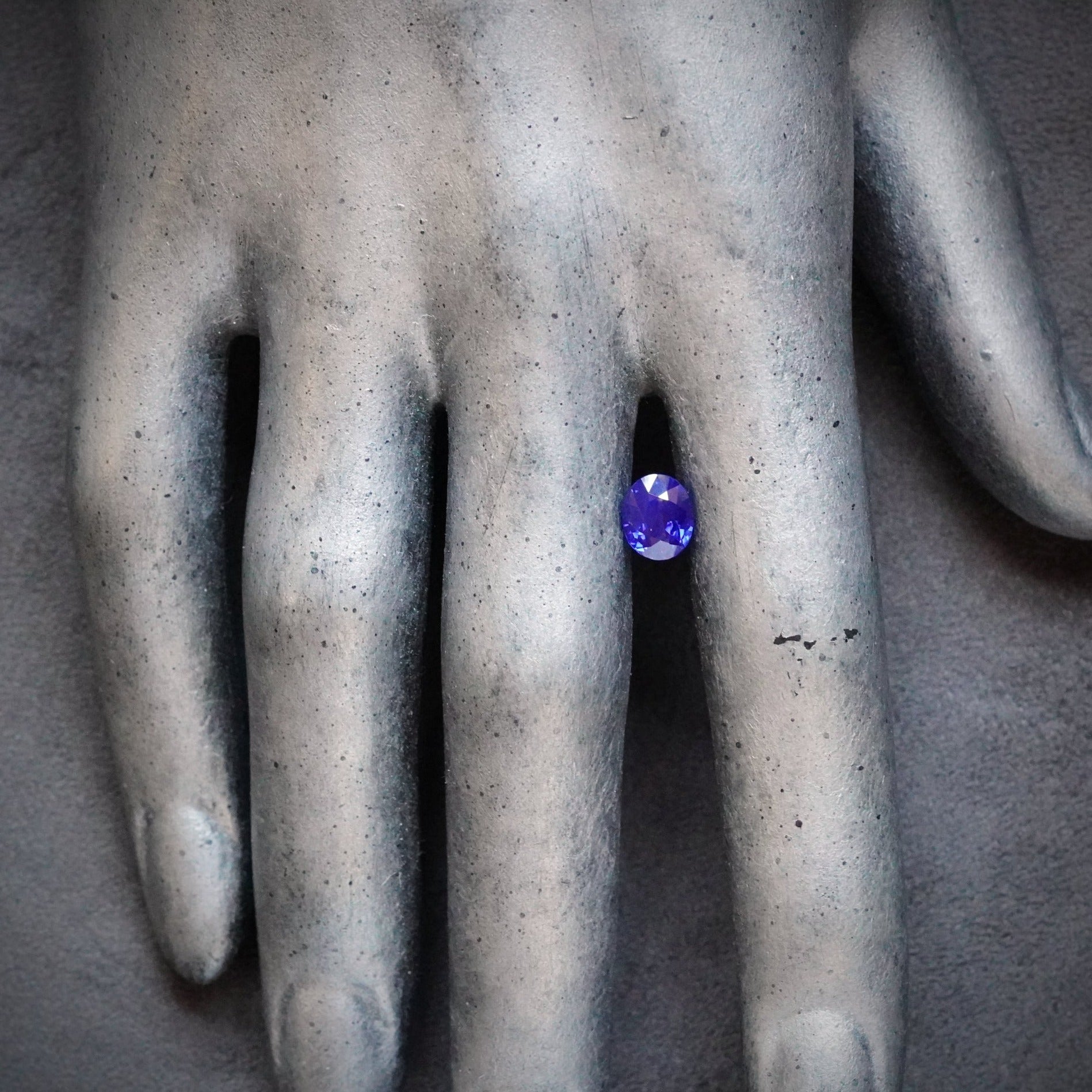 Oval Kashmir Sapphire, 2.43 ct