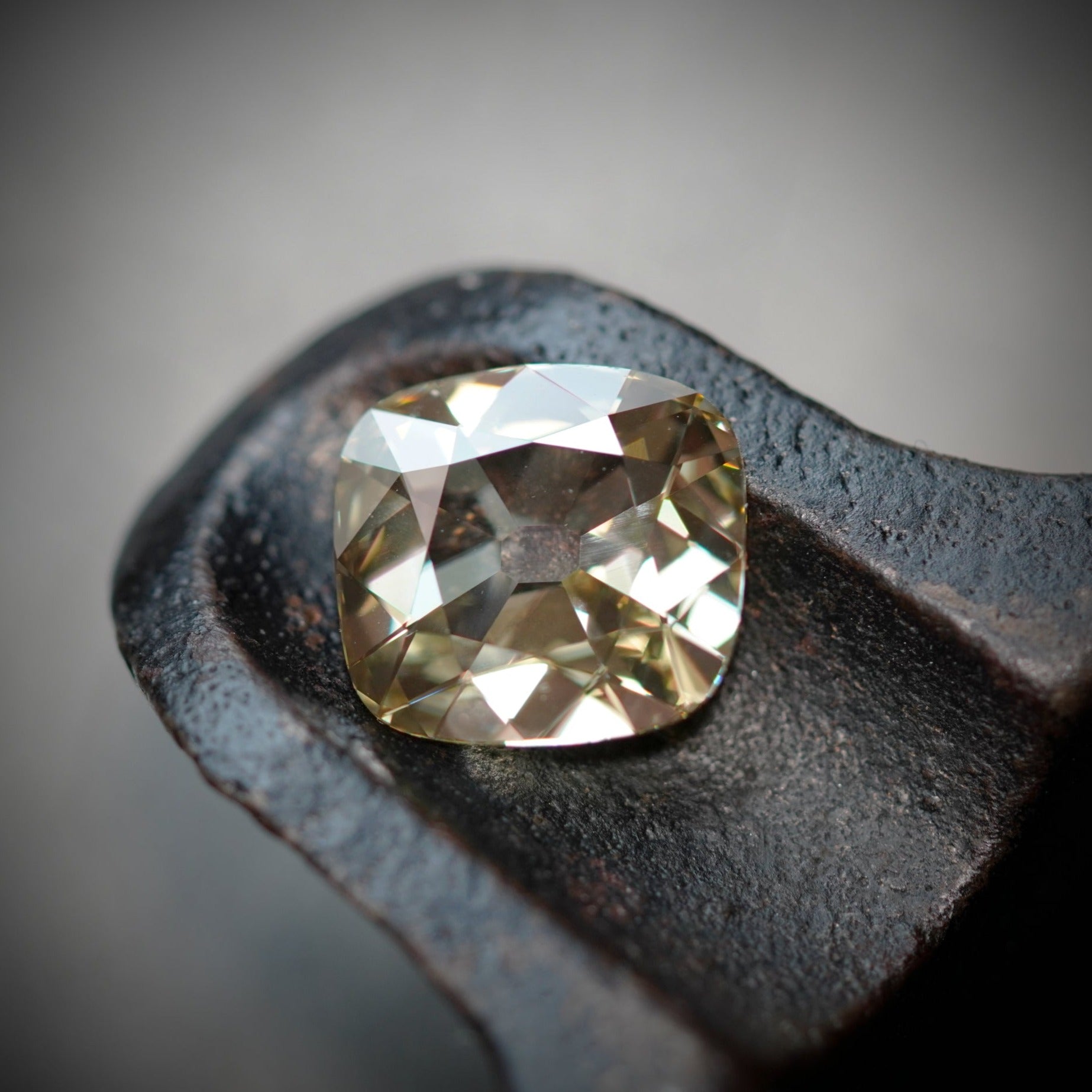 3.01 CT Fancy Light Brownish Greenish Yellow Diamond, VVS2 Ring