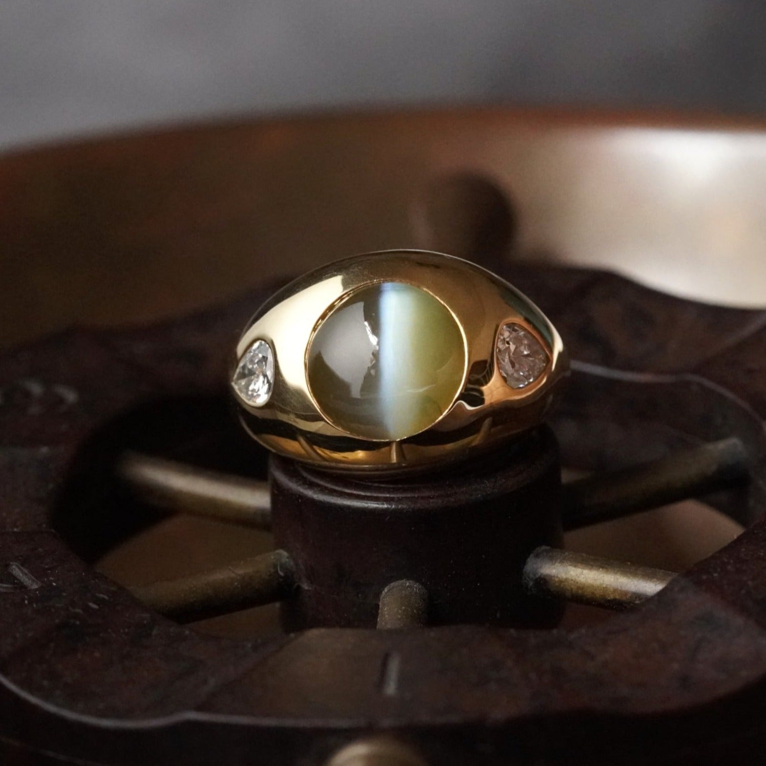 Chrysoberyl Cat's Eye & Diamond 18K Gold Ring