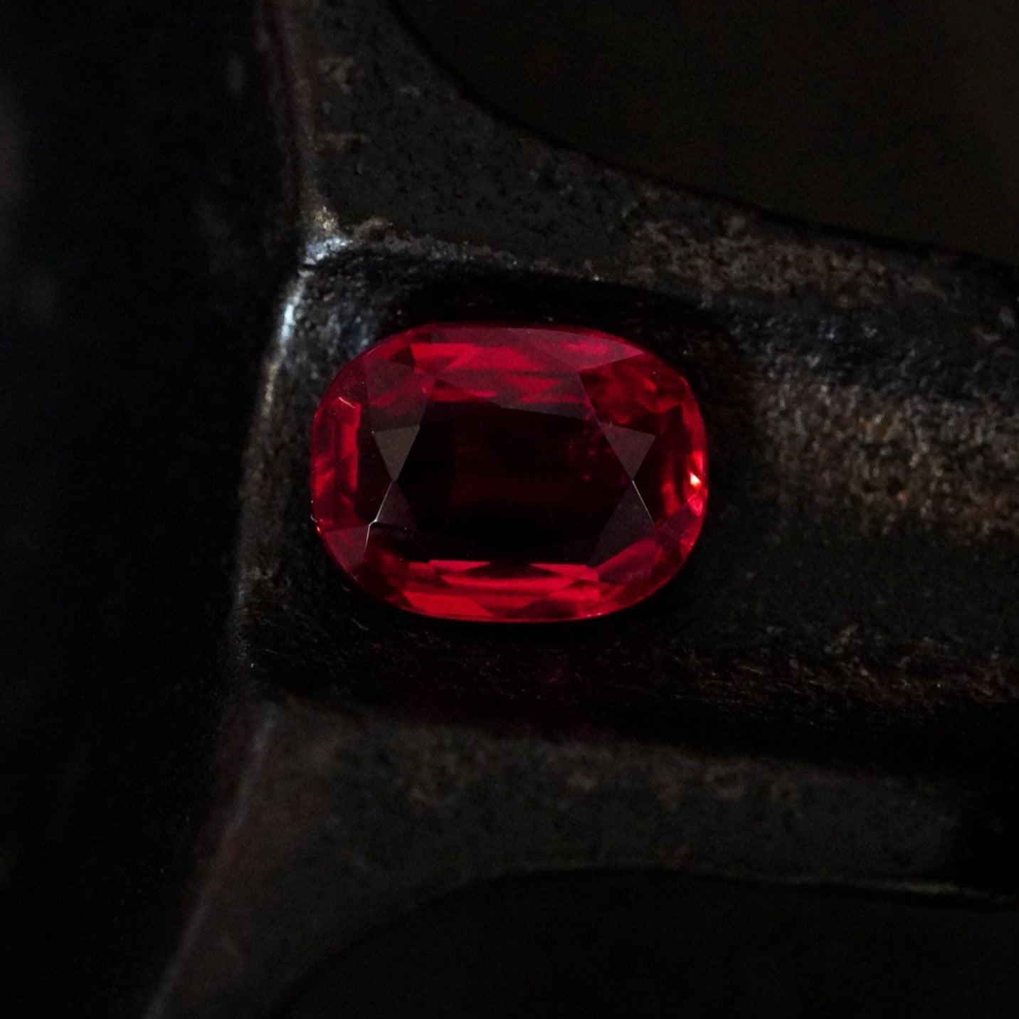 2.75 CT Cherry-Red Spinel: A Velvety Gem of Rare Beauty