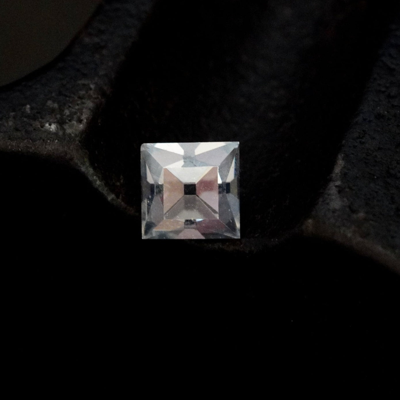 Renaissance-Inspired 0.89 Carat Table Cut Diamond Ring in 18K Gold