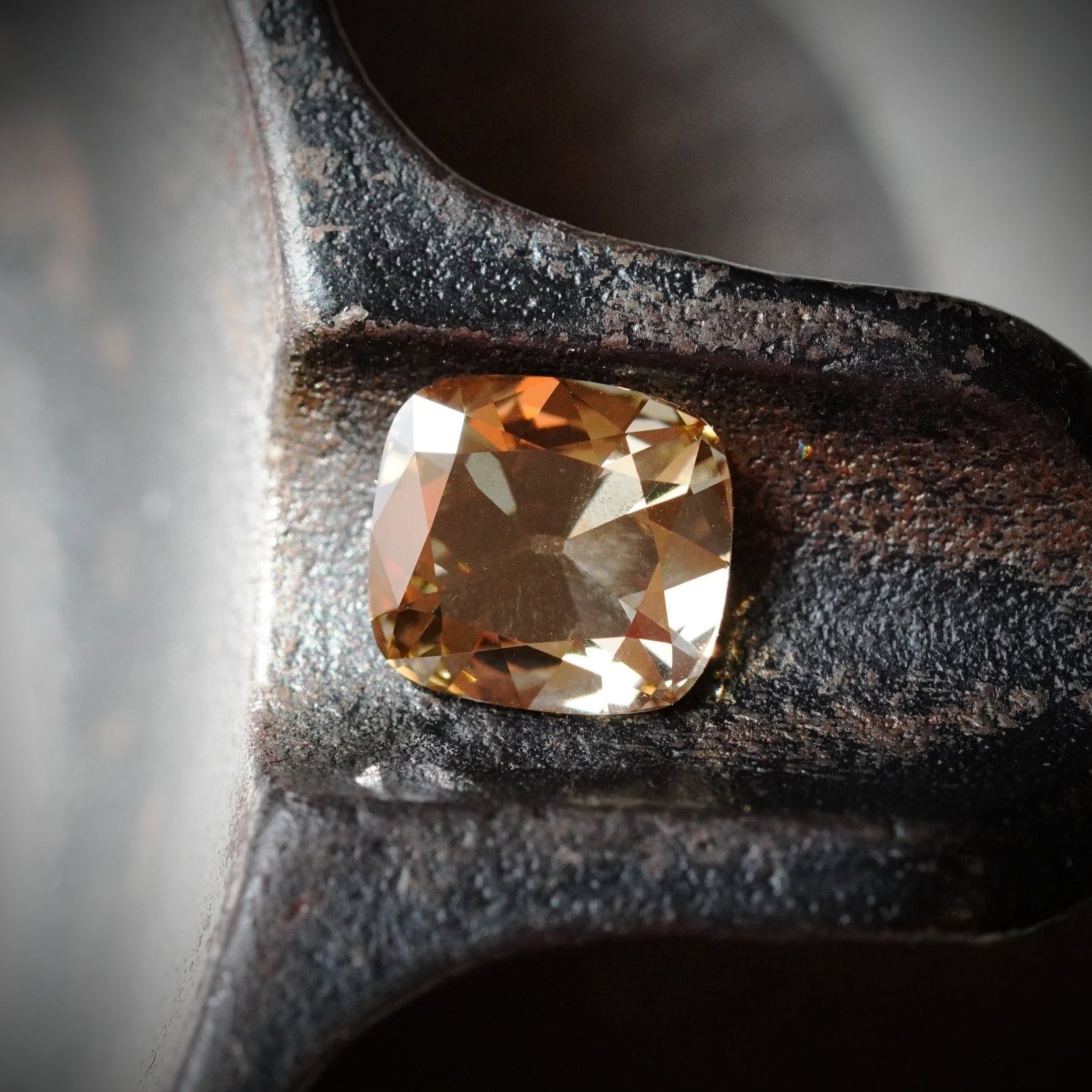 Golden Brown 1.8-Carat Brilliant Diamond