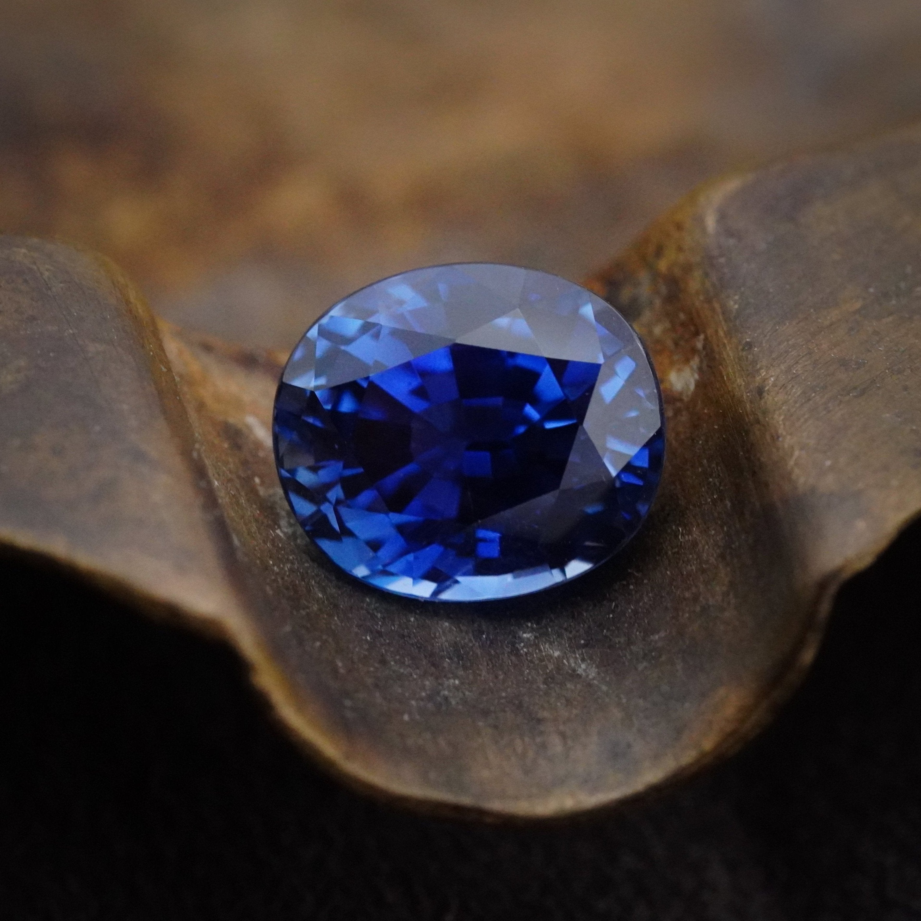 Oval Burma Sapphire, 6.11 ct