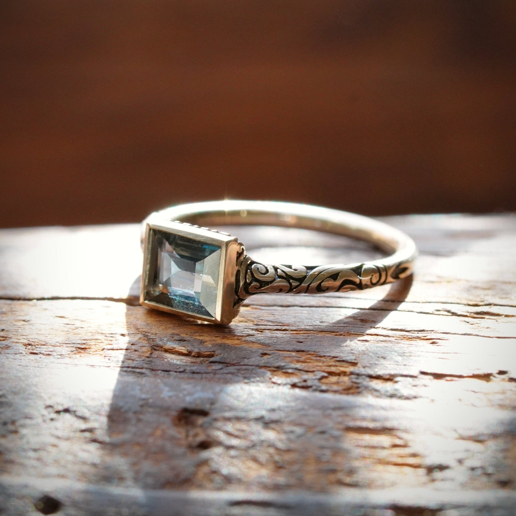 Vintage teal sapphire deals ring