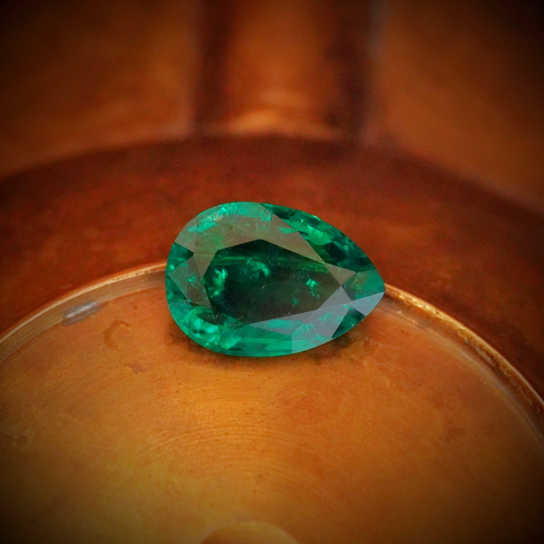 Jogani 6.66 ct Pear Emerald 1