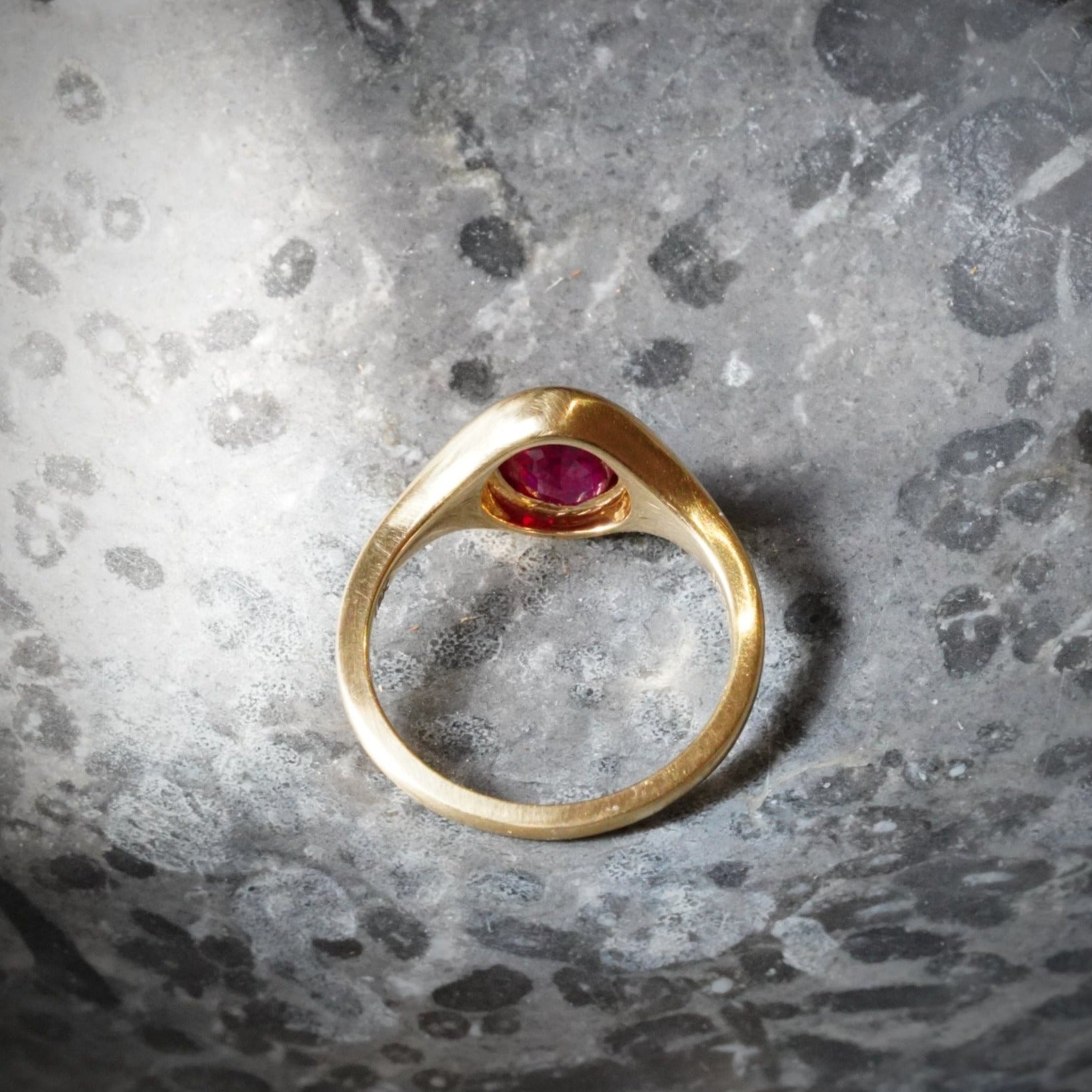 Jogani Collection Elegant 2.09ct Oval Burma Ruby Ring in 18K Gold