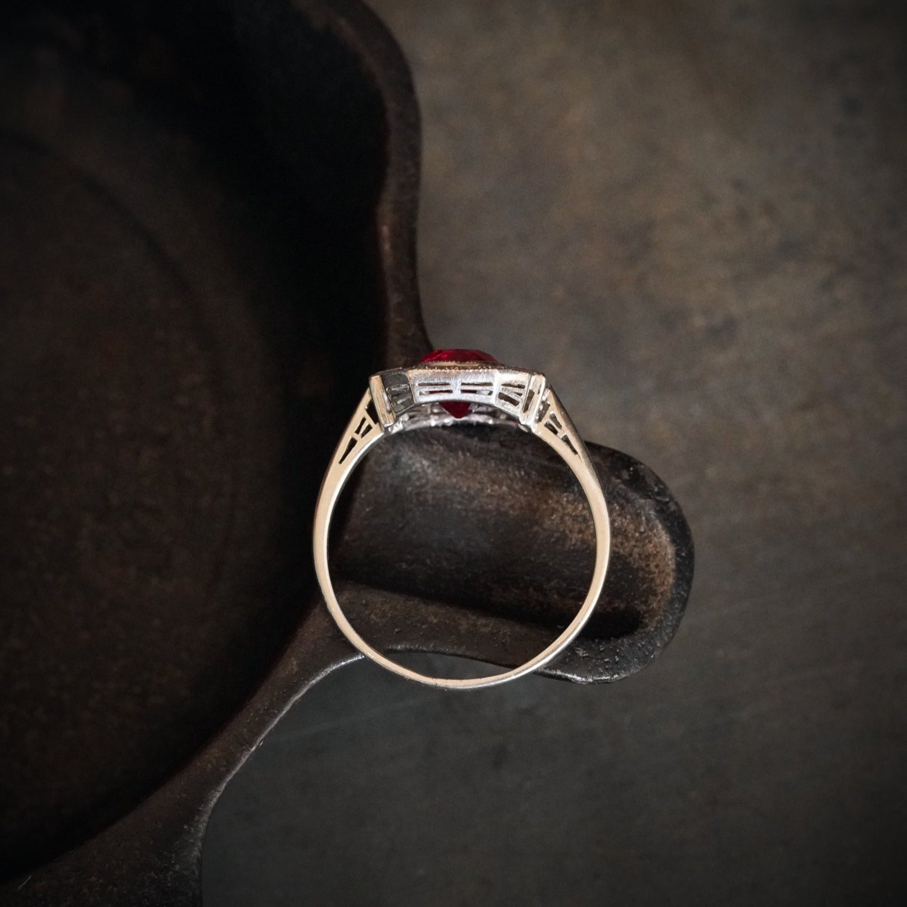 Jogani Exquisite 1.86ct Burmese "Pigeon Blood" Ruby and Diamond Art Deco Ring 4
