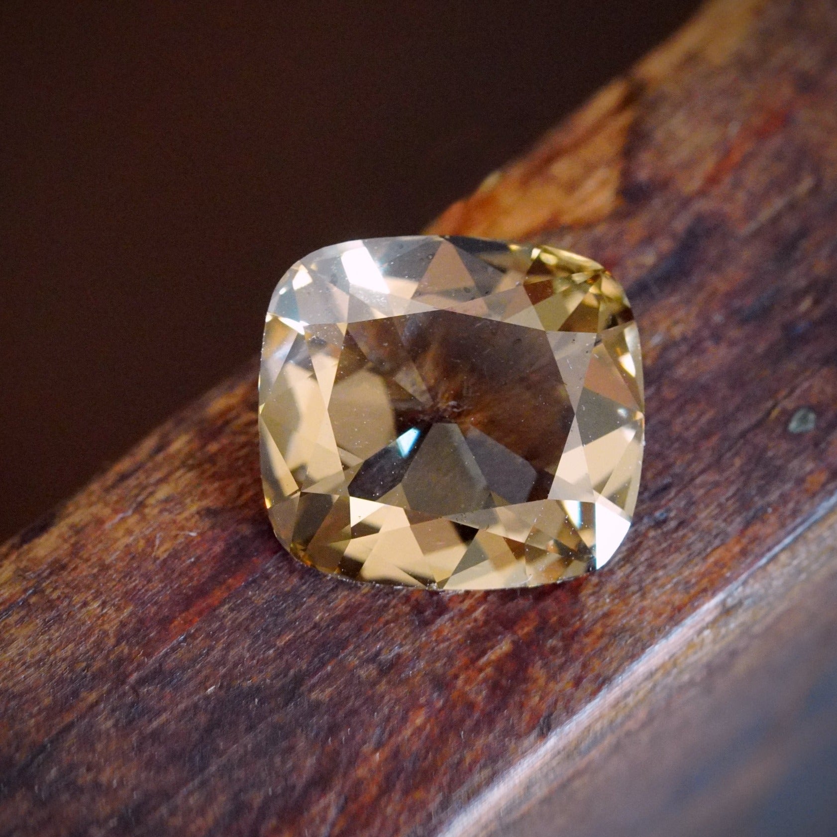 Jogani Golden Brown 1.8-Carat Brilliant Diamond