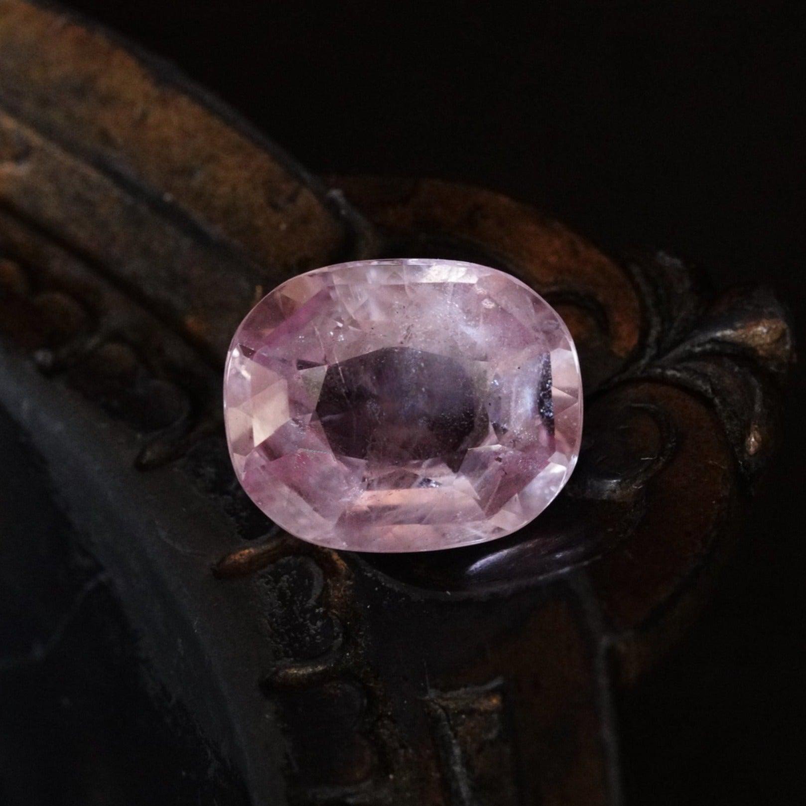 Anup Jogani's masterpiece: Captivating 7.17 carat blush pinkish padparadscha sapphire