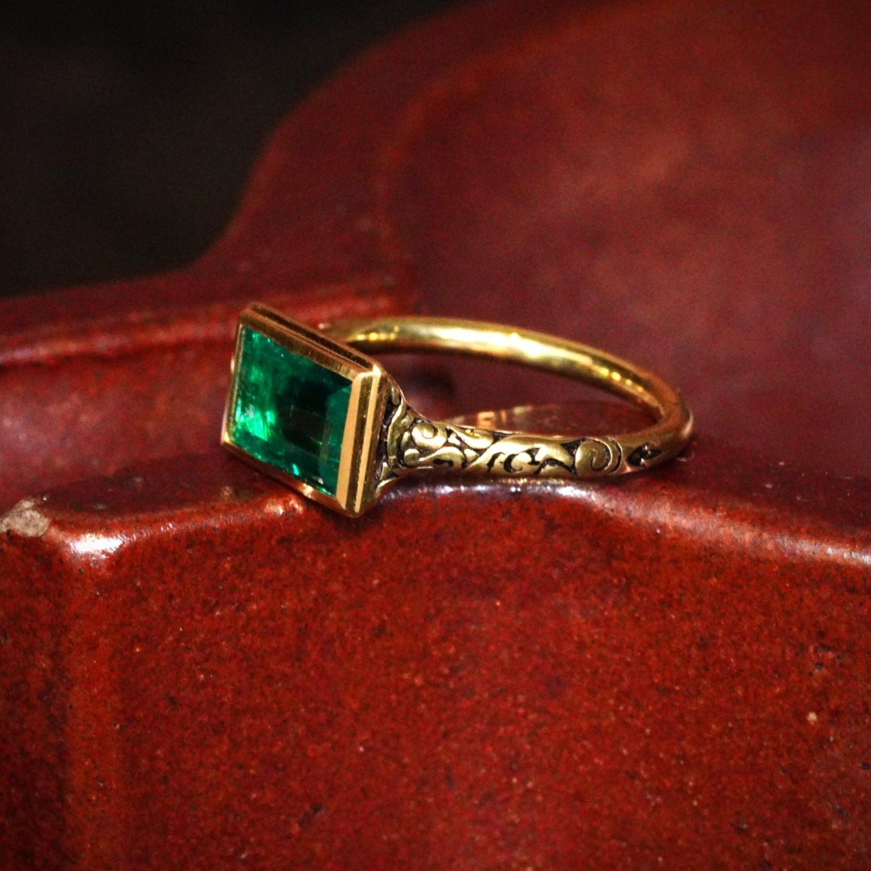 Luxury jewelry featuring Emerald Dew Colombian emerald by Jogani