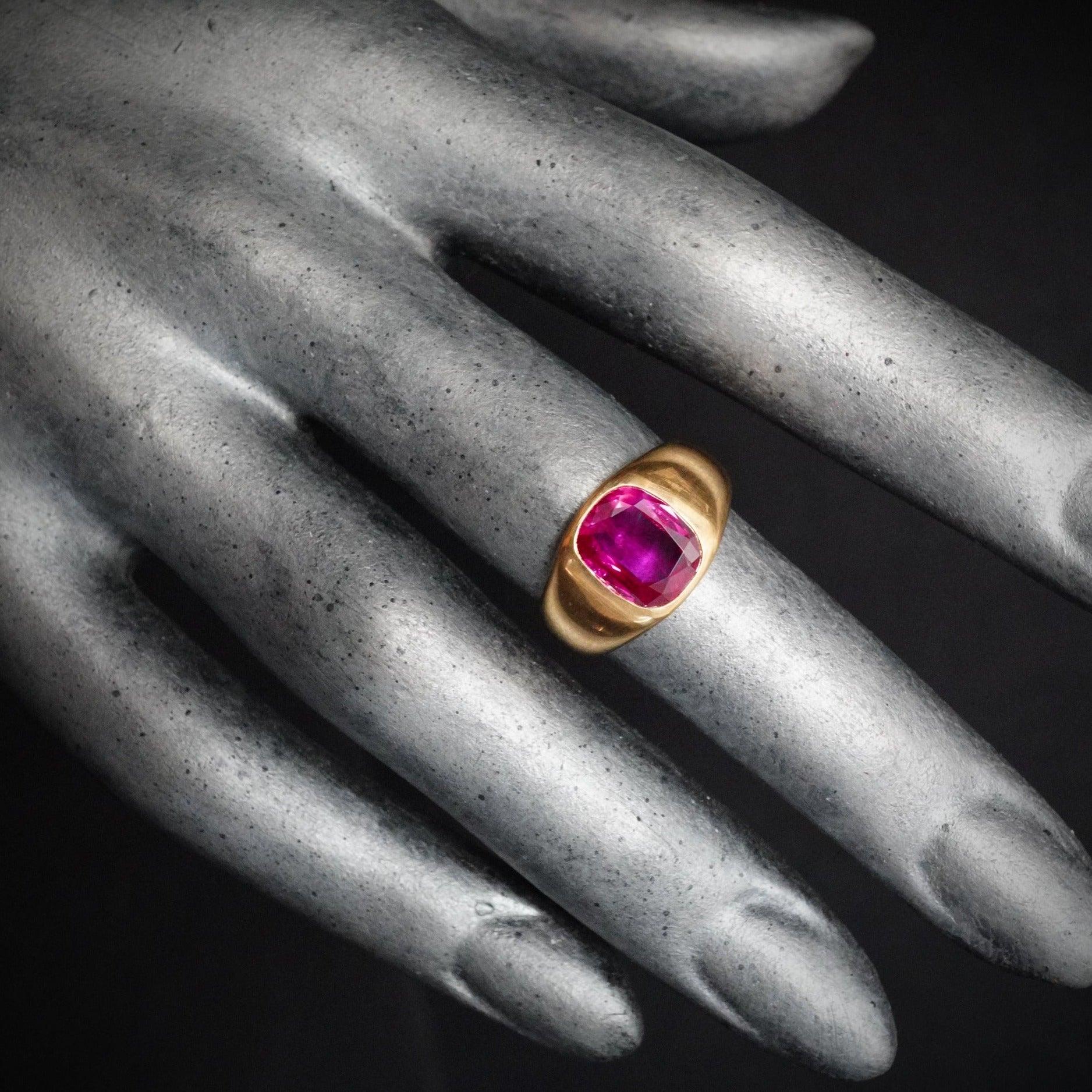 Elegant Gold Ring with Precious 2.37 CT Burmese Ruby