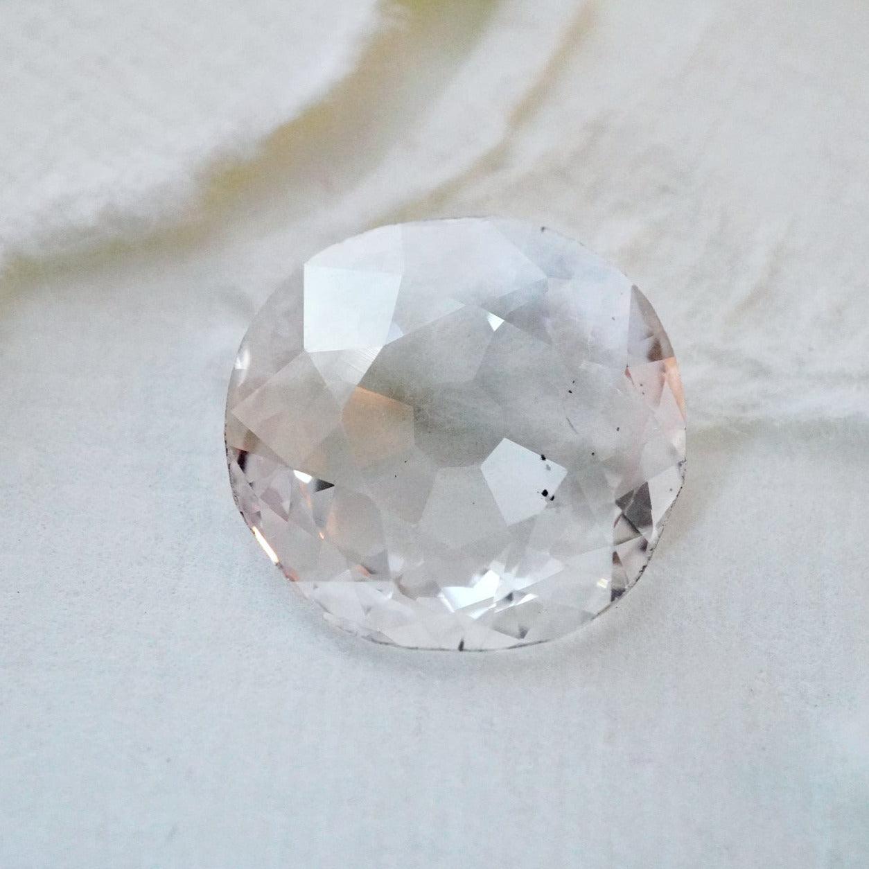 2.91-ct Old Euro Faint Pink SI1 Diamond in Hand-Hammered